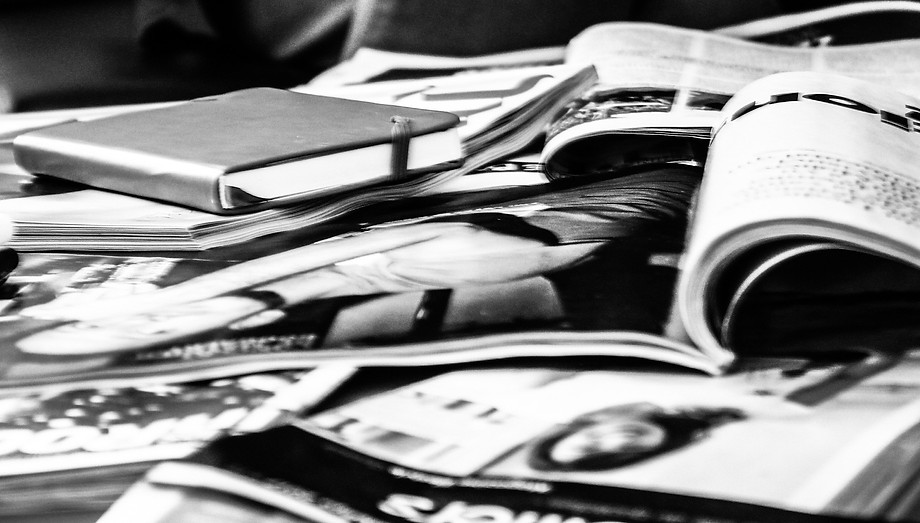 Revue de Presse en préparation, photographe : Vic