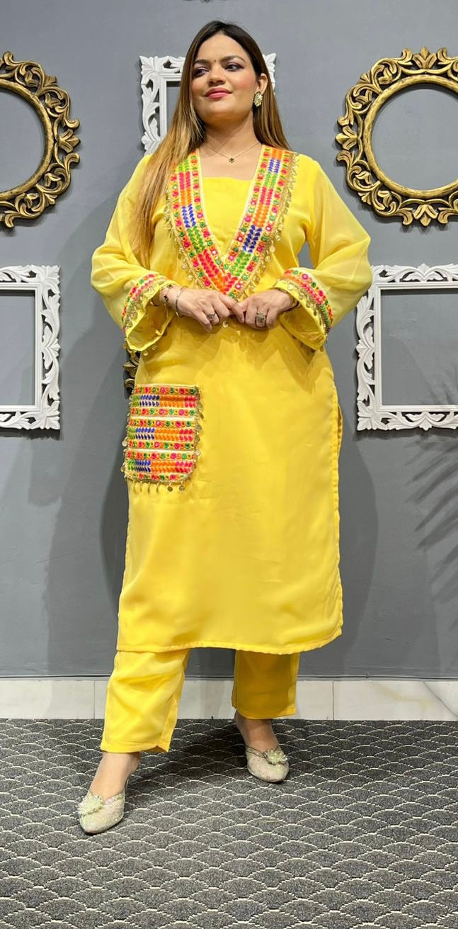 Thumbnail: THE RANGREZ CORDSET