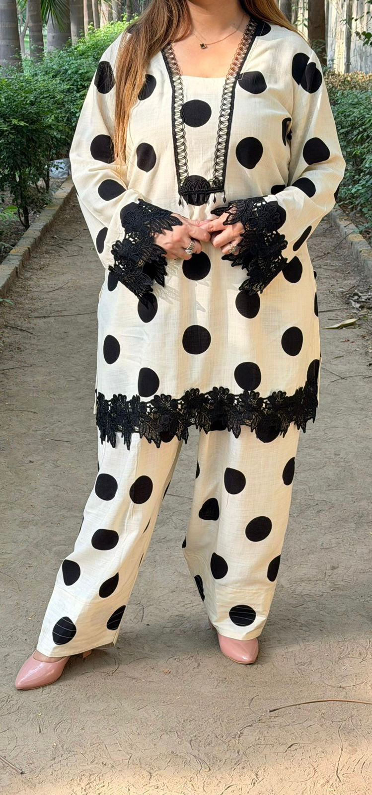 Thumbnail: THE MEHWISH CORDSET