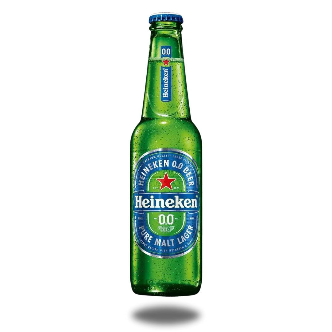 Frente da garrafa de vidro long neck da cerveja Heineken