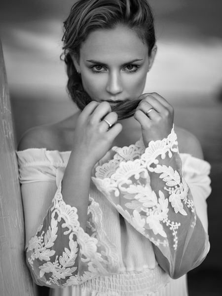 thumbnail_ROX04805-BW.png