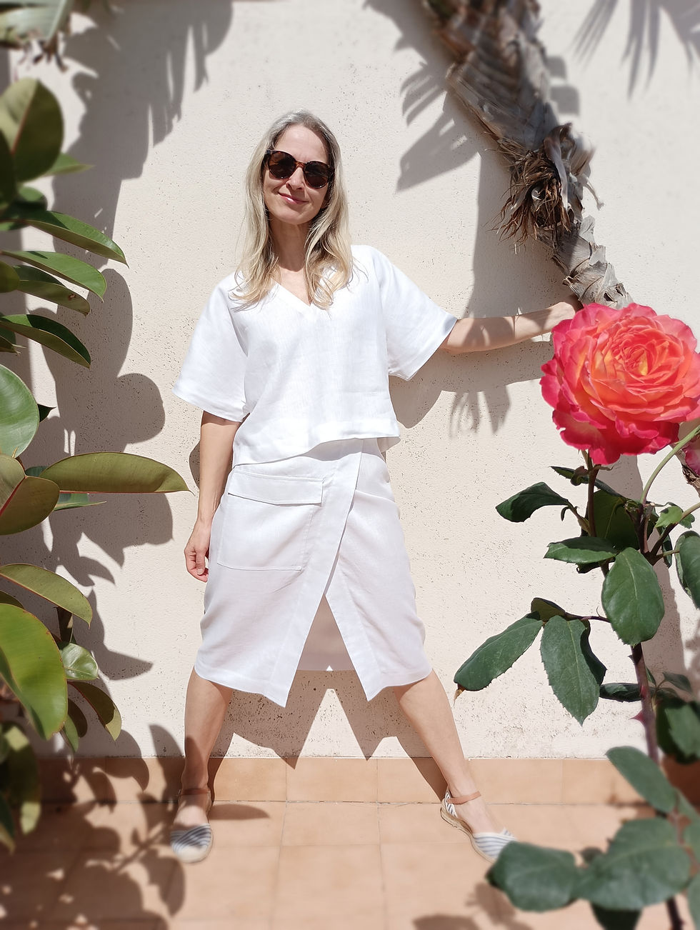 Thumbnail: White / LAVENDER / wrapped pencil skirt / heavy linen / handmade by Kadrika