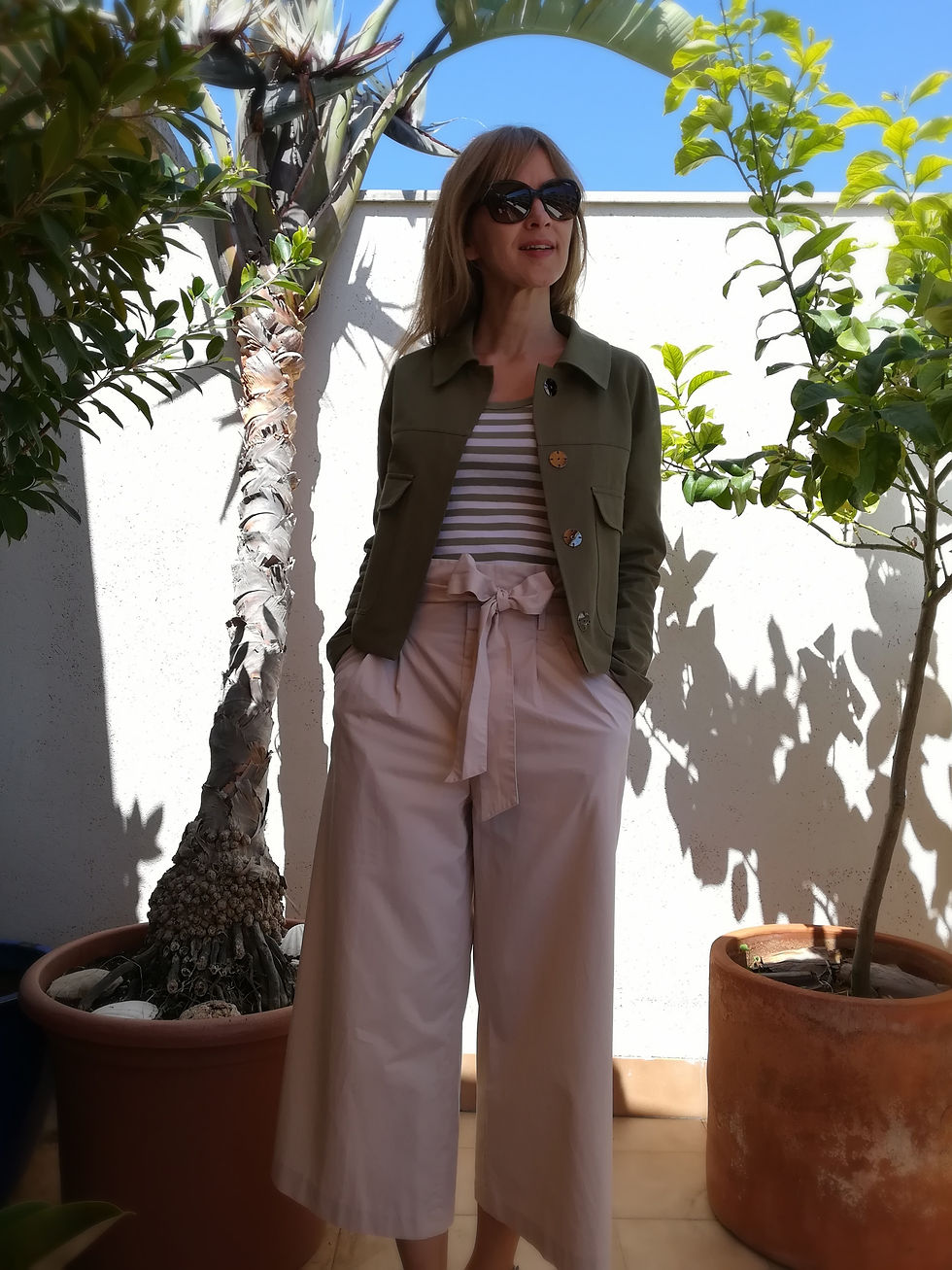 Thumbnail: Khaki / GREEN DANDELION / cropped kimono-sleeve jacket / cotton twill / handmade by Kadrika