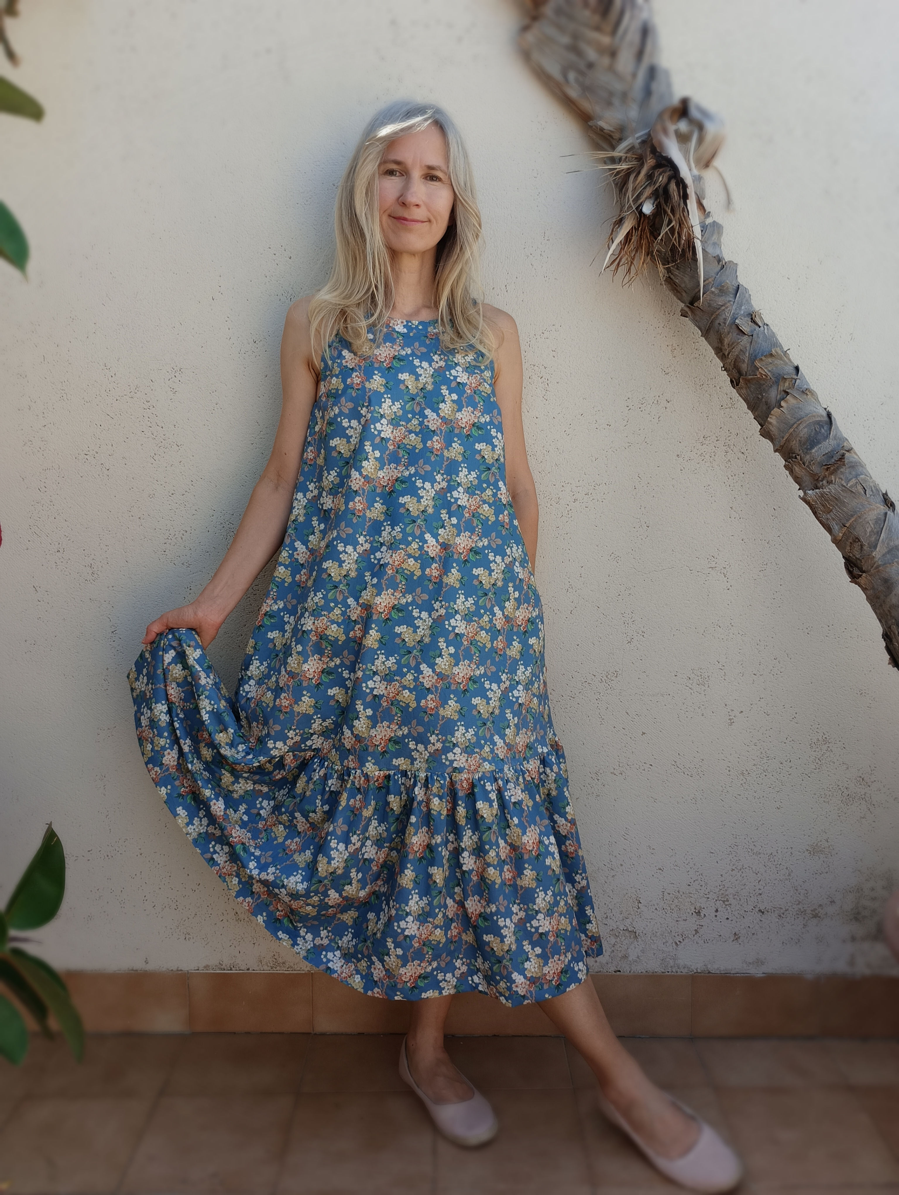 Blue / SNAPDRAGON / sleeveless tiered dress / floral lawn cotton / handmade by Kadrika
