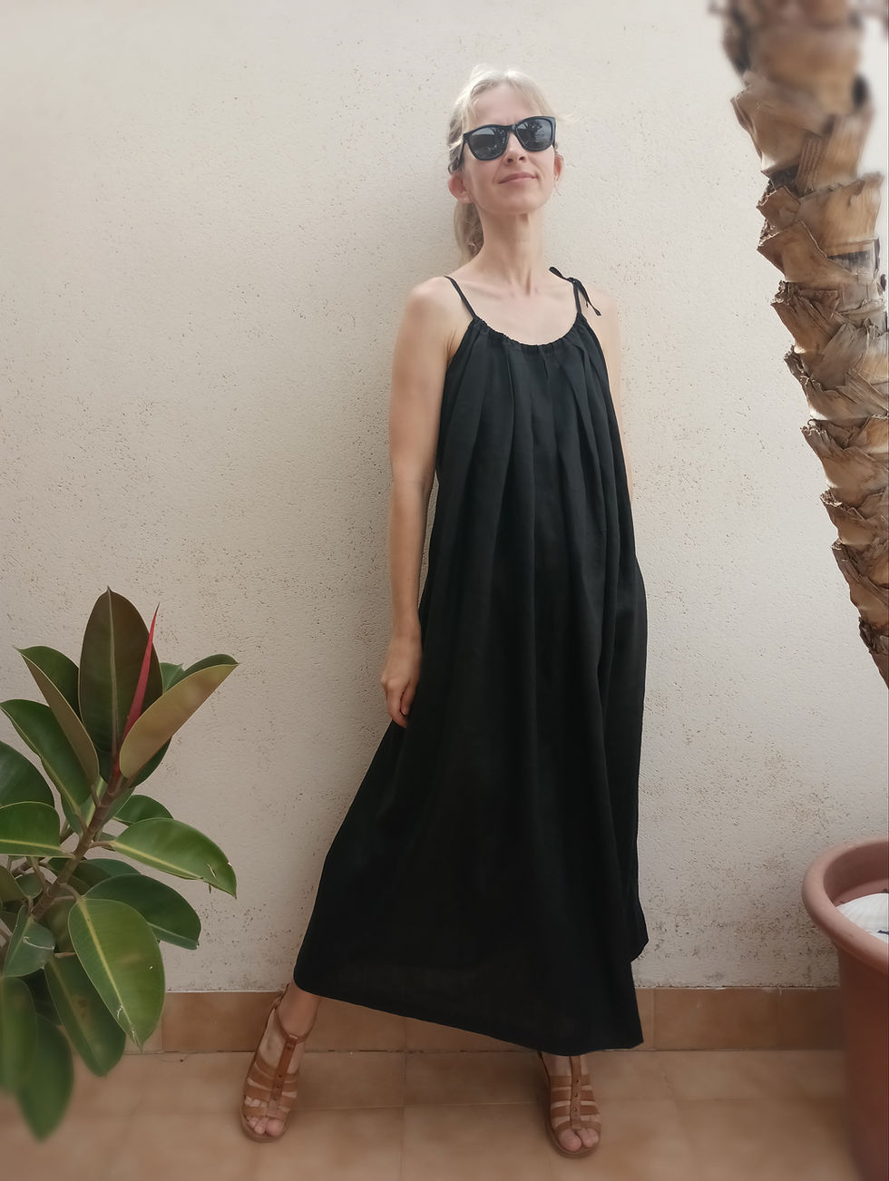 Thumbnail: Black / PINK HIBISCUS / loose strap dress with pockets and belt / lightweight linen / handmade by Kadrika