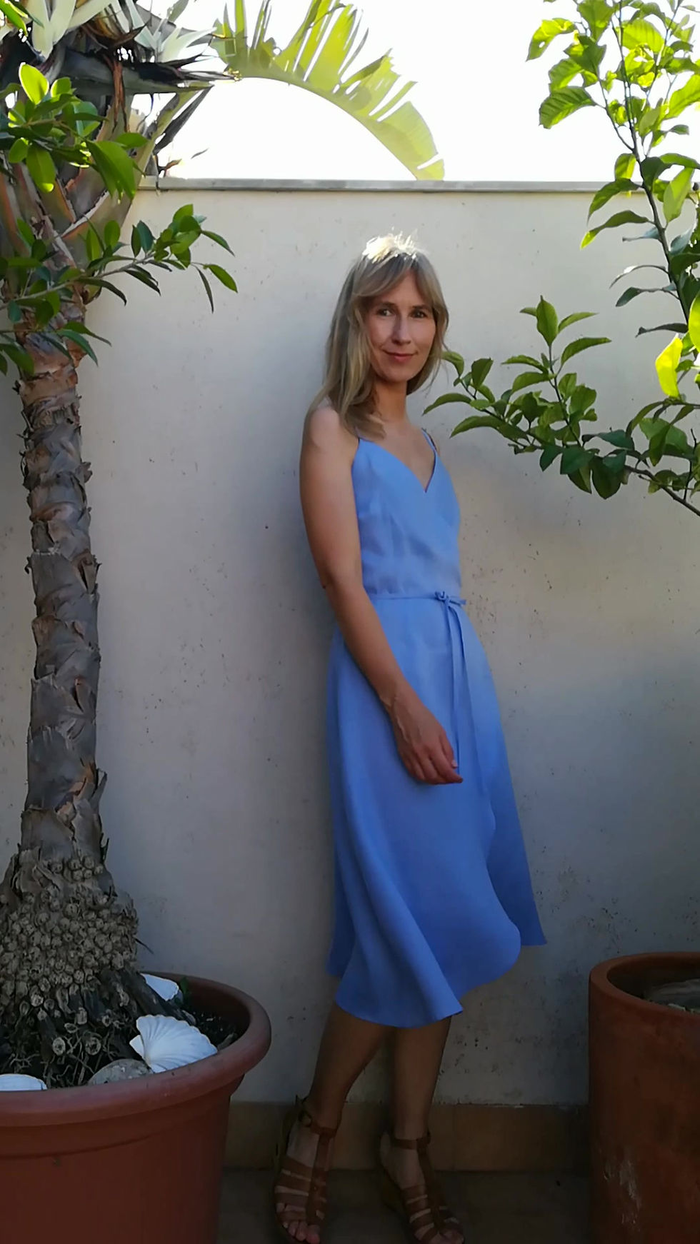 Thumbnail: Lupine blue / MIRABILIS / wrap-dress with straps / lightweight linen / handmade by Kadrika