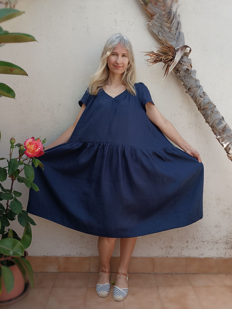 Thumbnail: Navy / CARNATION / loose tiered dress with puffed short sleeves / lightweight linen / handmade by Kadrika