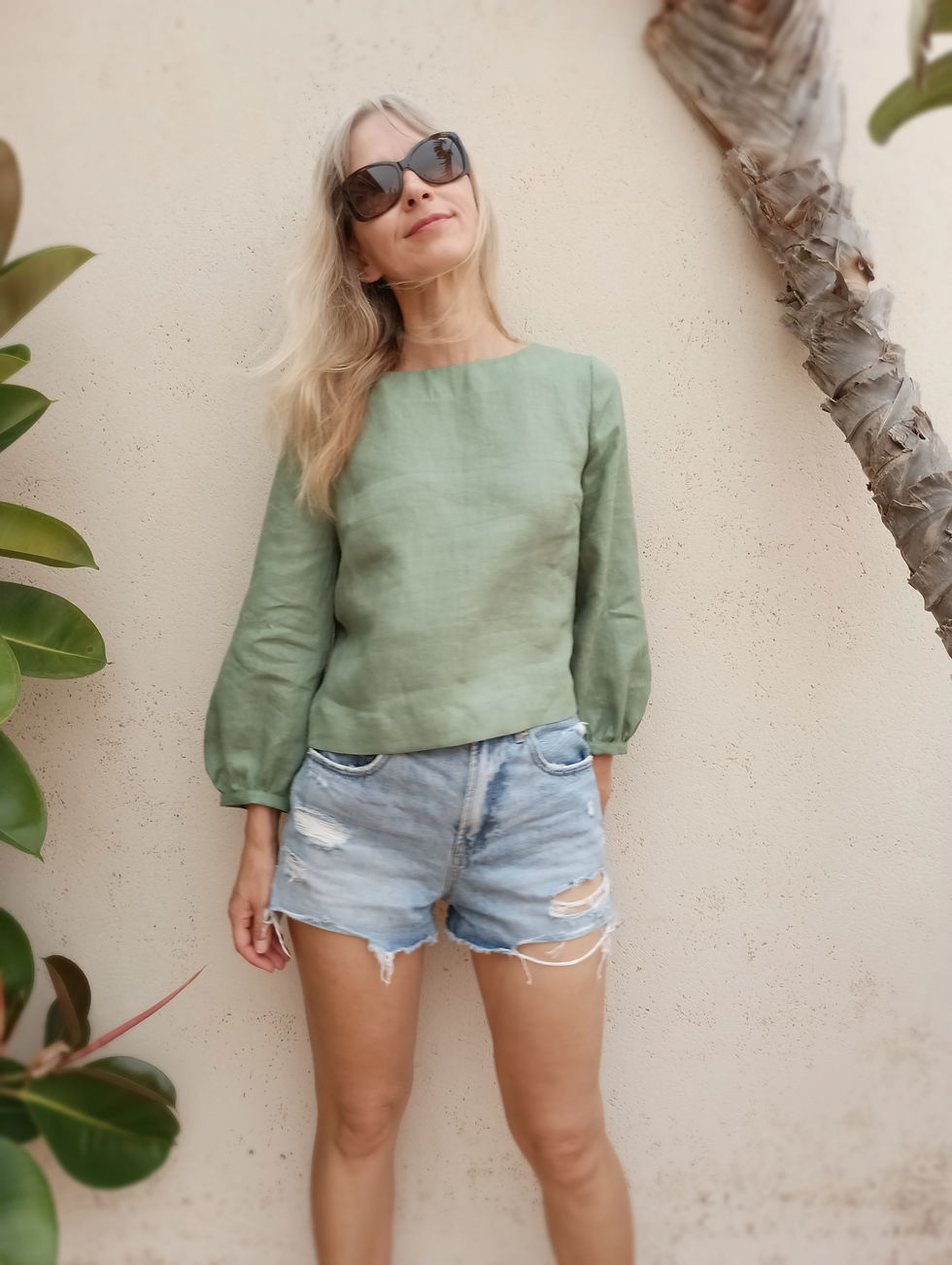 Thumbnail: Green / AZULEJO / 3/4 puff-sleeve top / medium weight linen / handmade by Kadrika