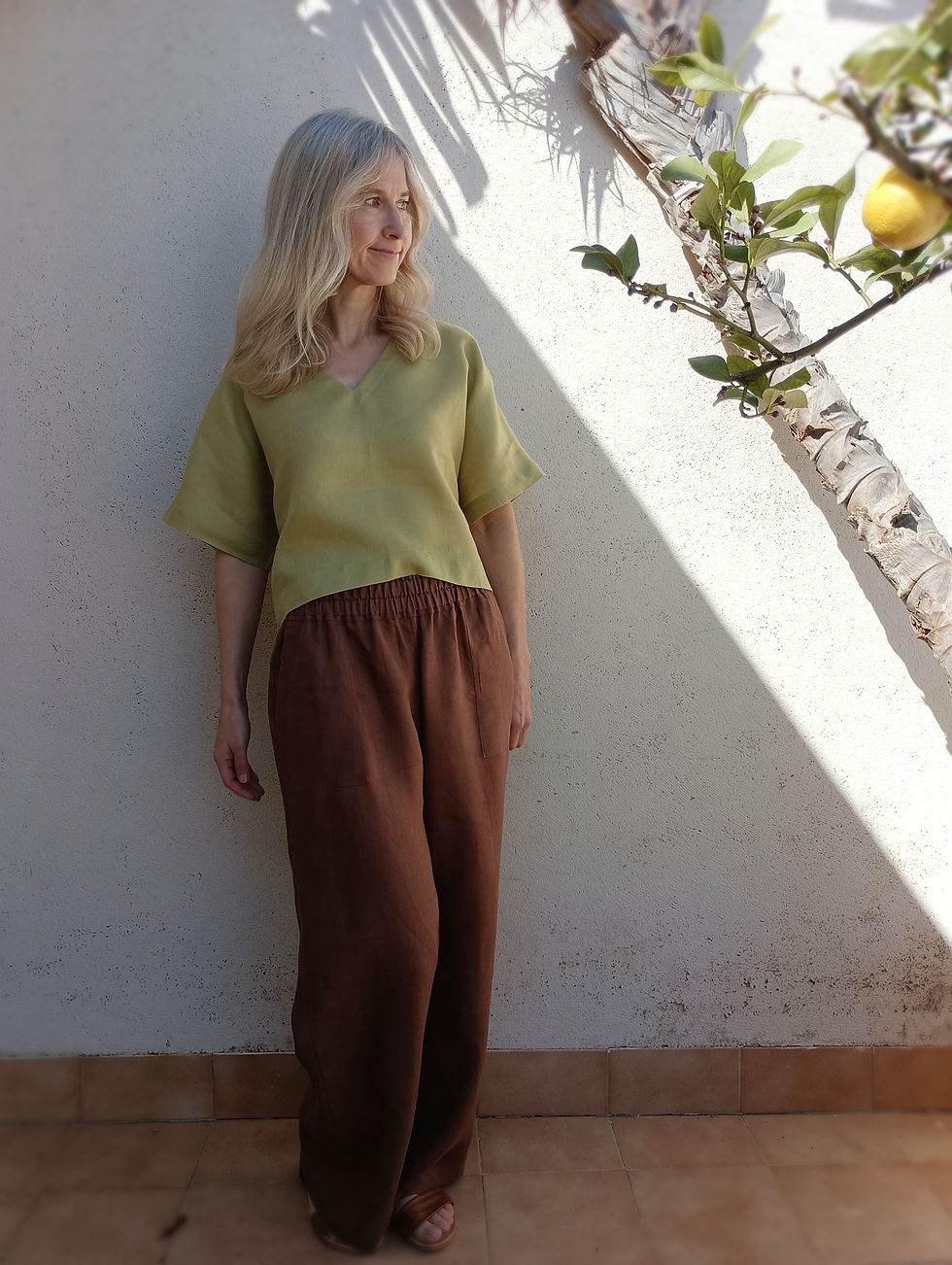 Thumbnail: Spring green / GENTIANA / kimono sleeve top / lightweight linen / handmade by Kadrika