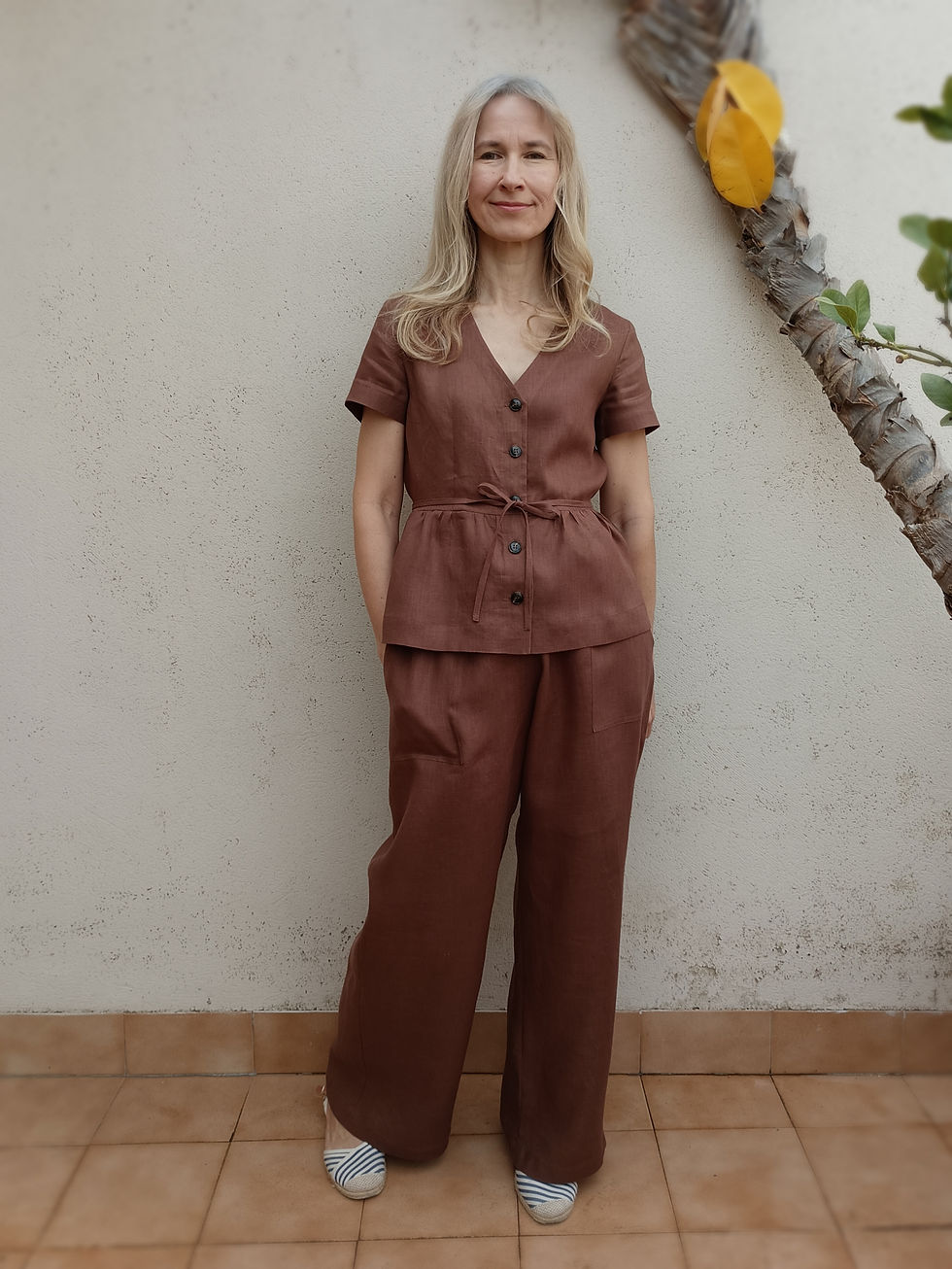 Thumbnail: Brown / AGOSERIS / short-sleeve peplum top / medium weight linen / handmade by Kadrika