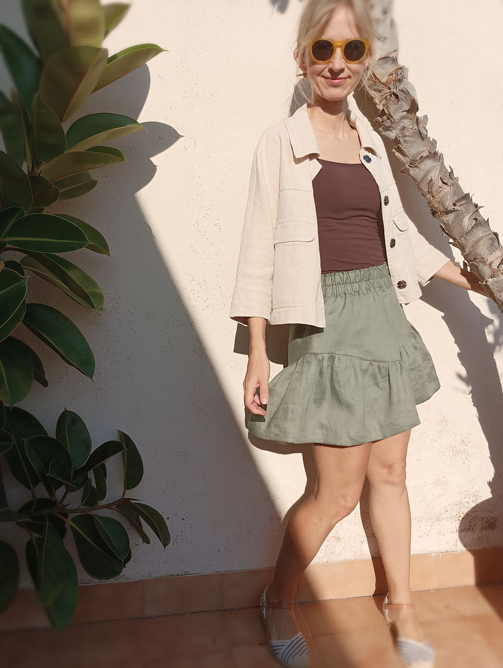 Thumbnail: Dusty green / YARROW  / slip on skorts / lightweight linen / handmade by Kadrika