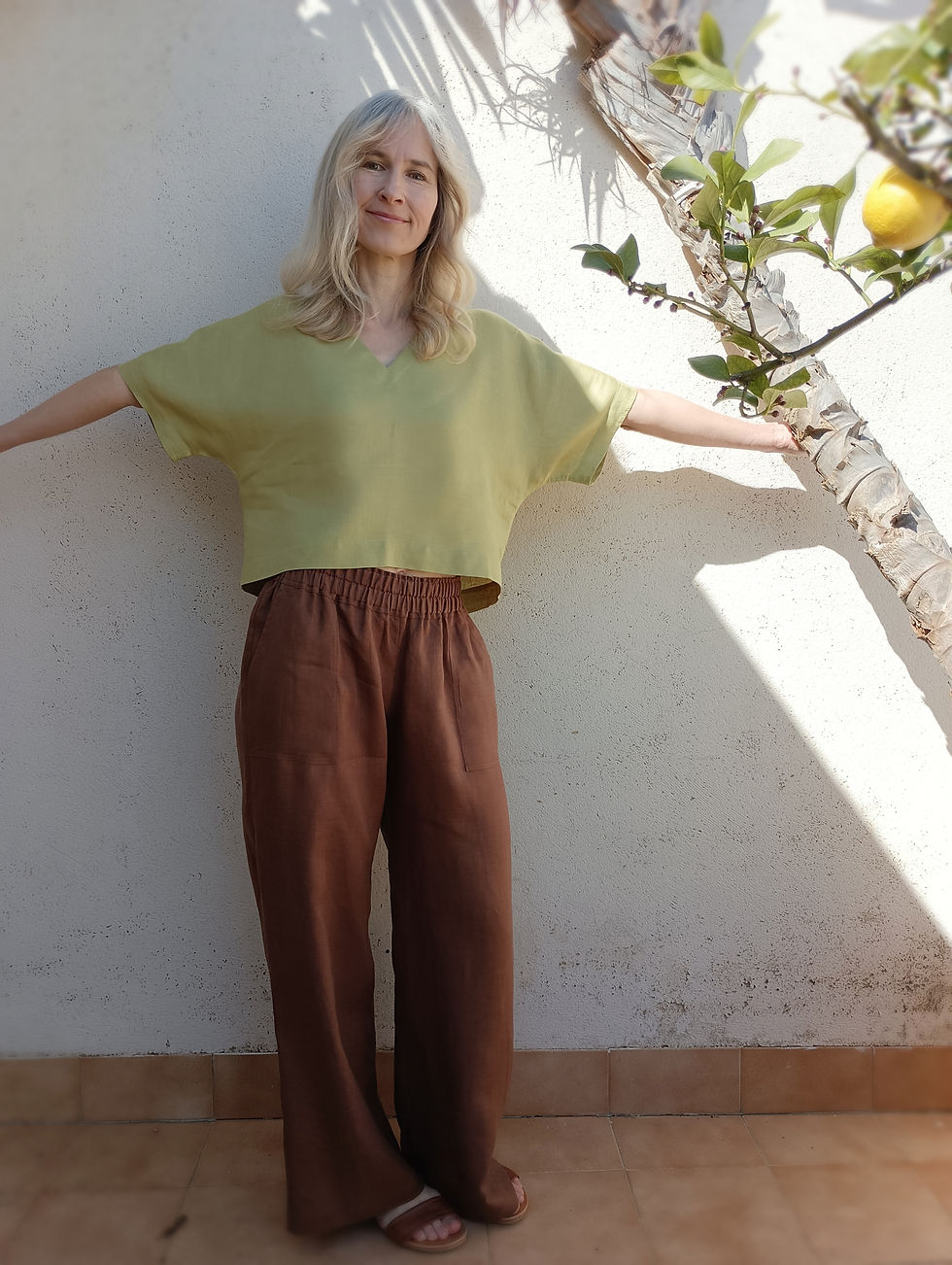 Thumbnail: Spring green / GENTIANA / kimono sleeve top / lightweight linen / handmade by Kadrika