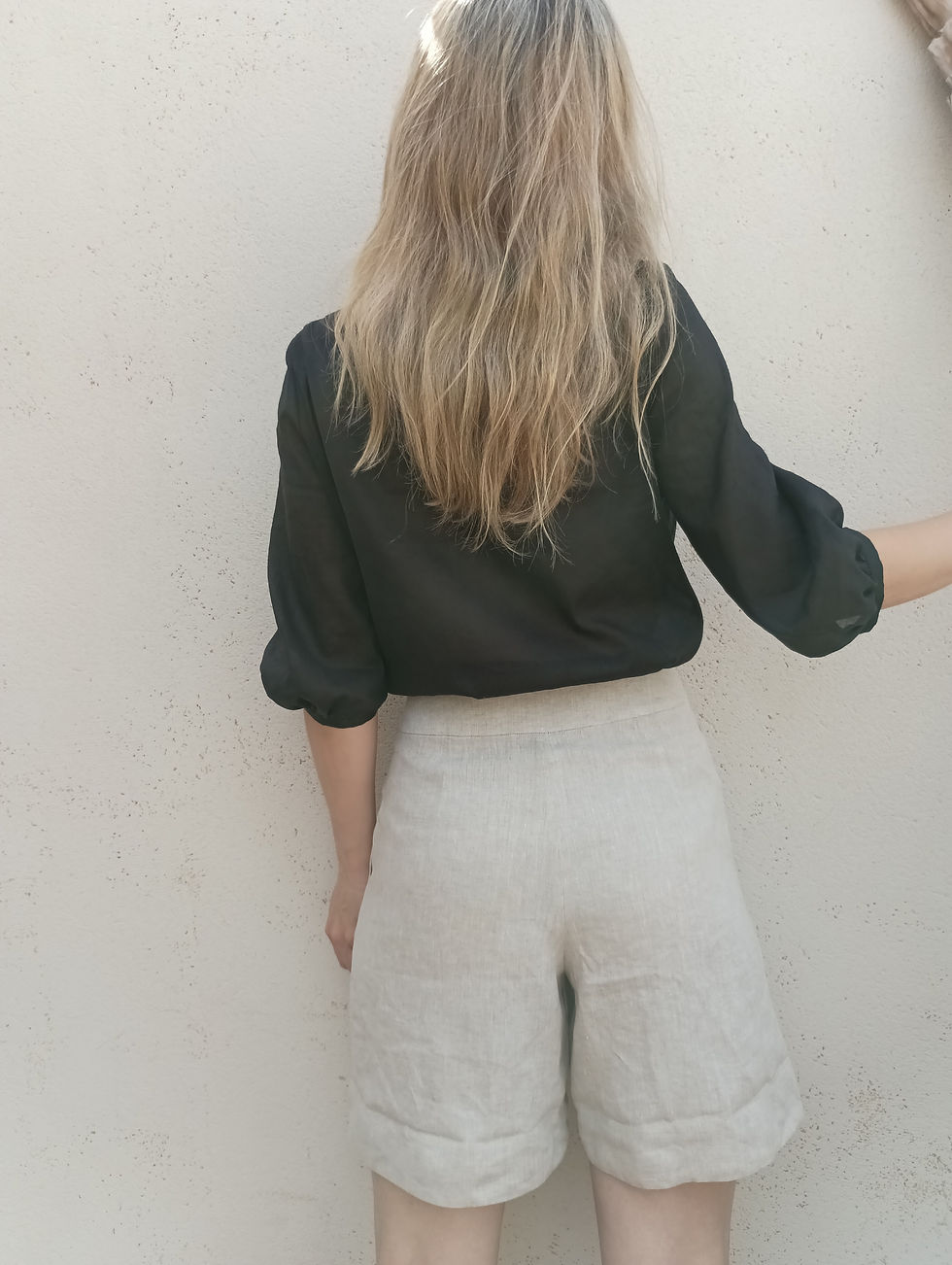 Black / BACHELOR BUTTON / boat-neck top with 3/4 puff sleeves / lightweight ramie / handmade by Kadrika