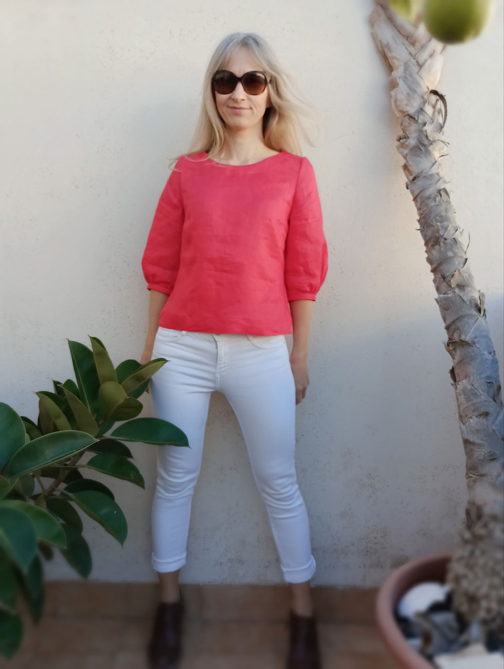 Thumbnail: Red / MARIGOLD / 3/4 puff-sleeve top / lightweight linen / handmade by Kadrika