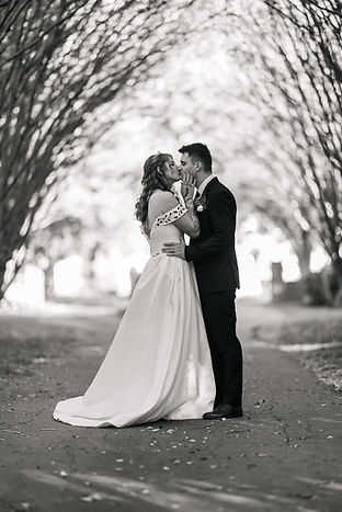 Romantic Wedding Photo idea