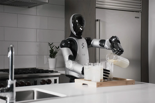 Après des décennies de promesses, la robotique domestique entre dans une phase d’accélération. Propulsés par les progrès en intelligence artificielle, en capteurs, en mécatronique et en puissance de calcul embarquée, les robots humanoïdes pourraient devenir des assistants résidentiels utiles d’ici cinq à dix ans.
