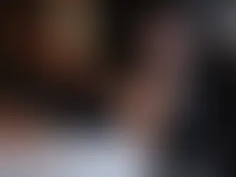 Reality Star, Becca Calb, Get's Live-Tattooed with a Sexy 'Big Mouth' Charatcer at The Netflix is A Joke Fest 