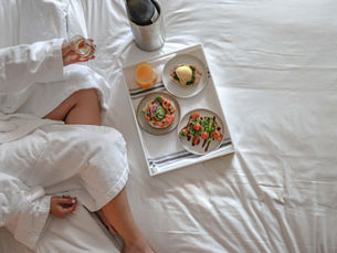 The Dorian Hotel: Calgary's Captivating Blend of Luxury and Creativity 