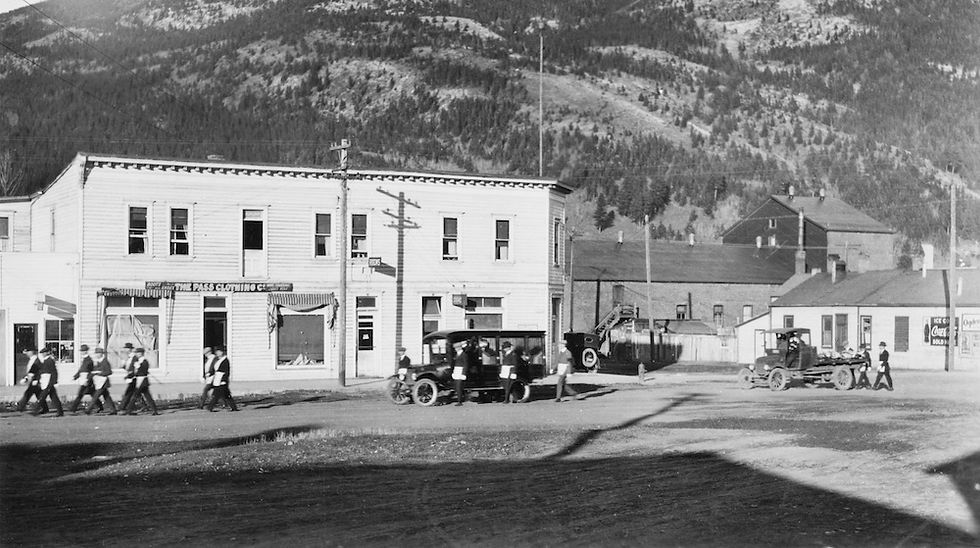 The Alberta (Blairmore) Hotel, ca. 1920