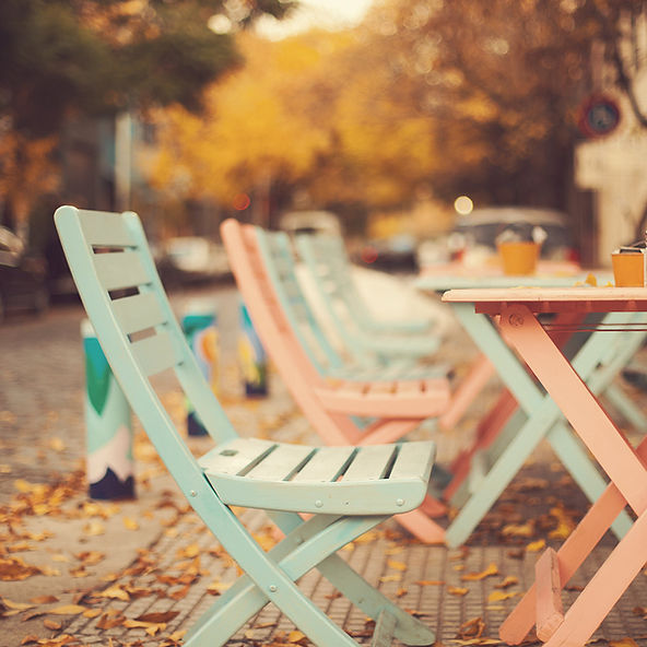 Common area picnic tables in Crescent Park
