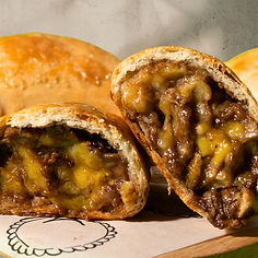 Empanada de banana com especiarias – La Chica