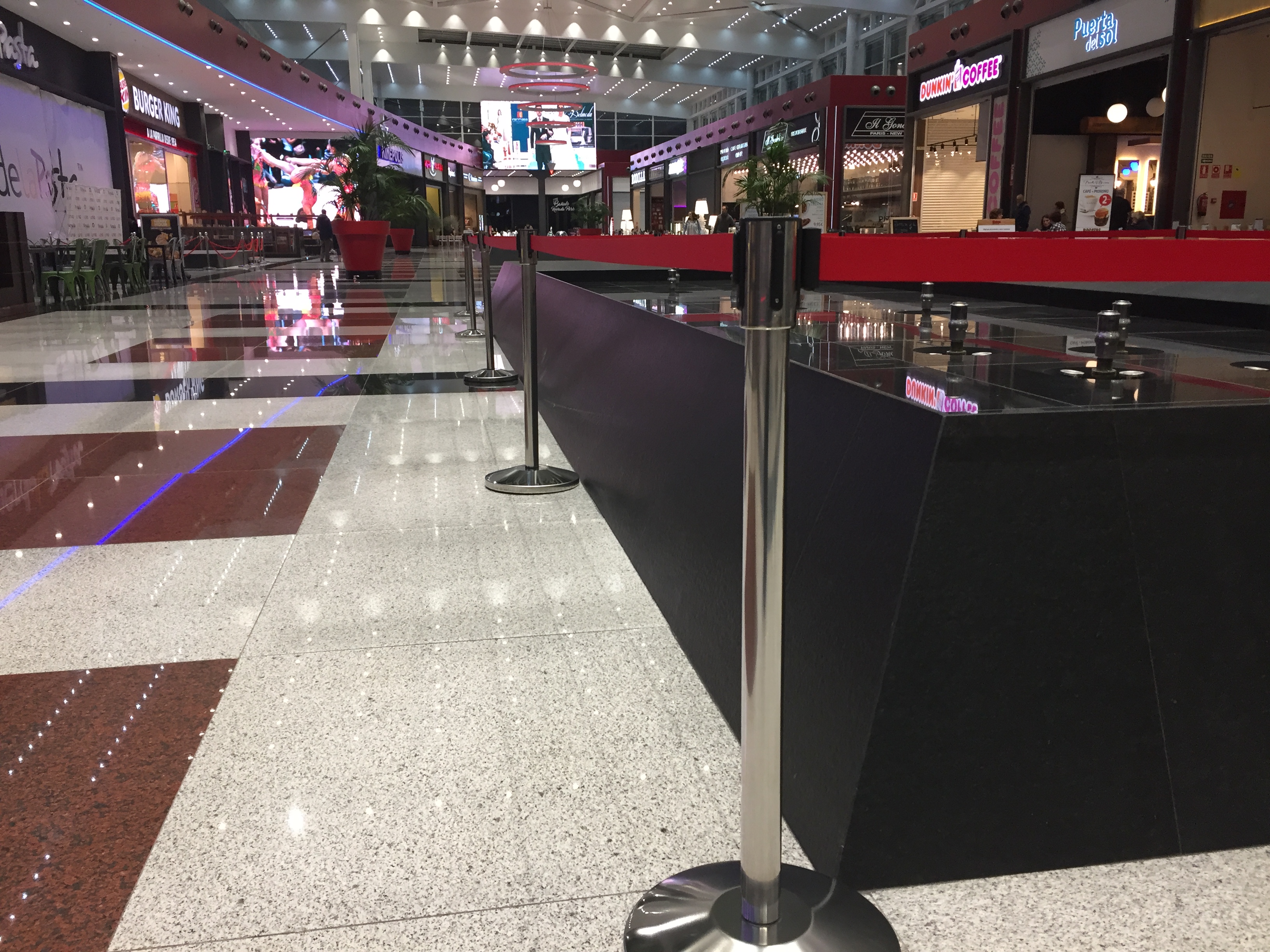 Centro Comercial Granada Shopping