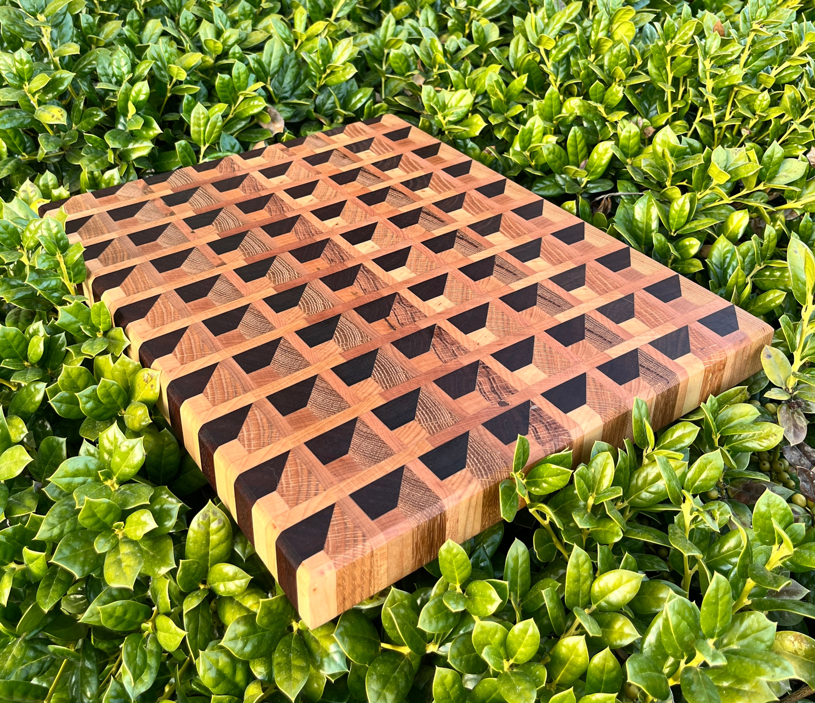 3D End Grain Cutting Board