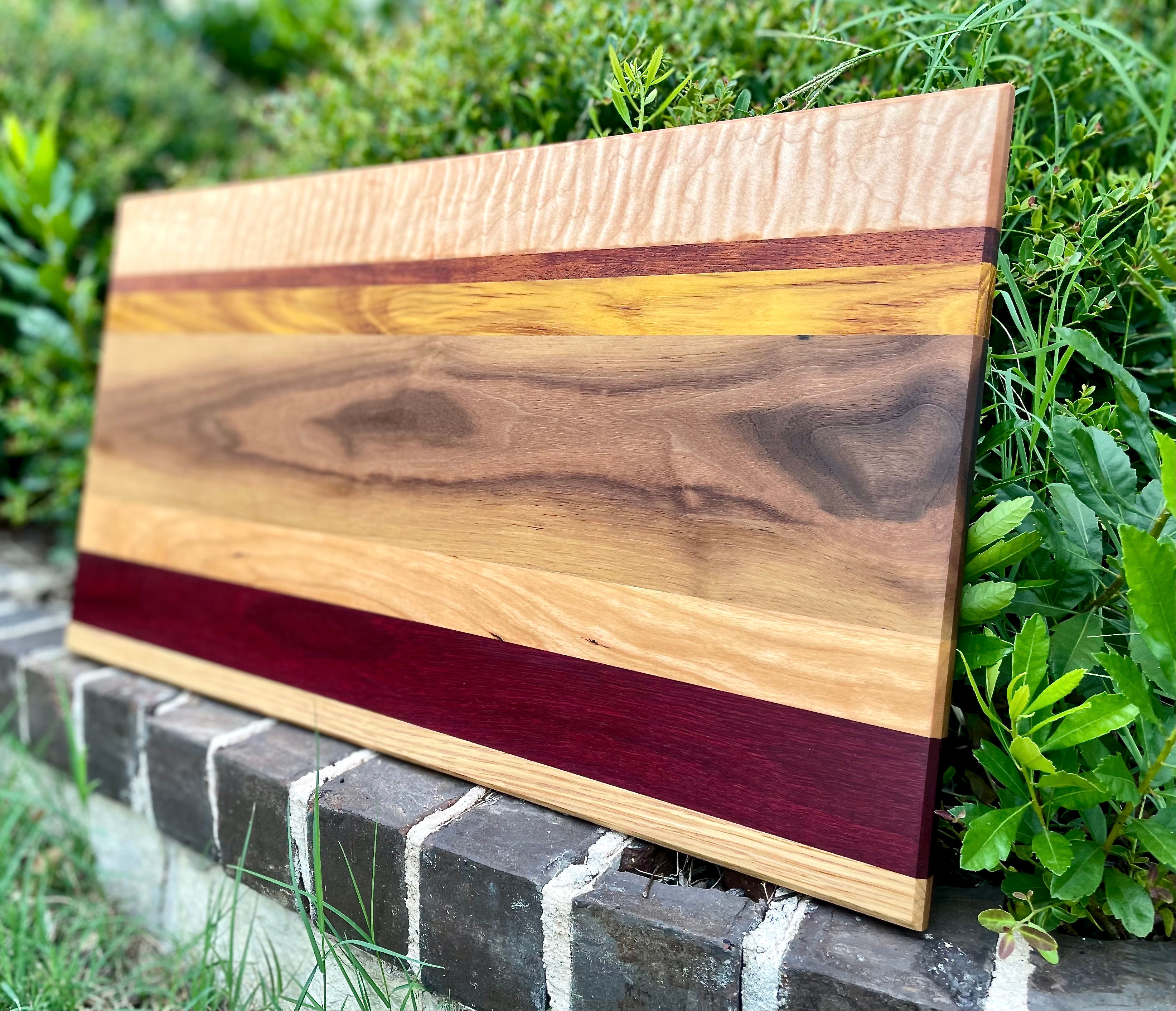 Cutting board side view
