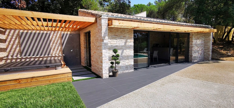 Pool house P&C +