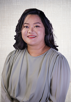 Samantha Wong Headshot 2023.png