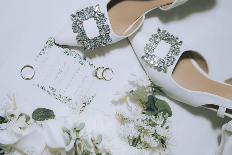 Elegant Wedding Accessories
