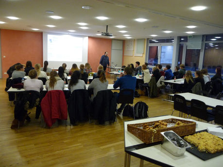Oberstufen-Seminar "Wissenschaftliches Arbeiten"