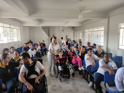 Apresentação da Escola de Música na APAE Caxambu como porta para Acessibilidade e Interação Social