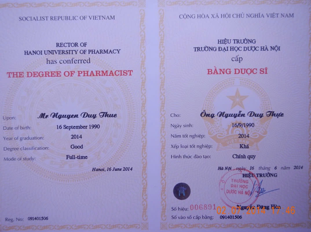 A Pharmacist Degree certificate awarded to Nguyen Duy Thuc by Hanoi University of Pharmacy on June 16, 2014. The certificate is bilingual in Vietnamese and English, signed by the university rector, and features an official red stamp and registration number.