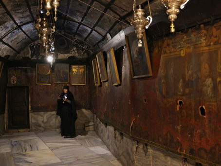 In wartime Bethlehem, Christmas joy hard to find