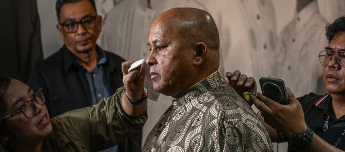 balitang-marino-dela-rosa-leaves-senate-with-padilla.jpg