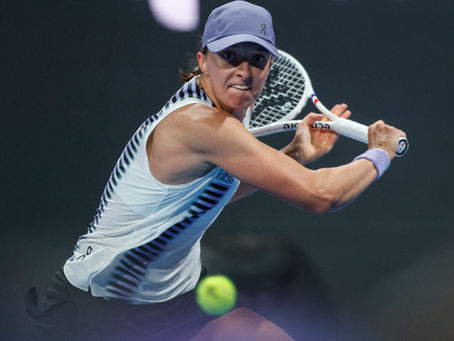 Swiatek, Rybakina fight back to reach quarterfinals