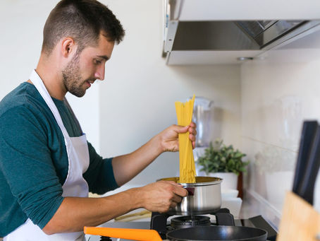 How to Stop Spending Money: 8 Ways to Resist the Urge