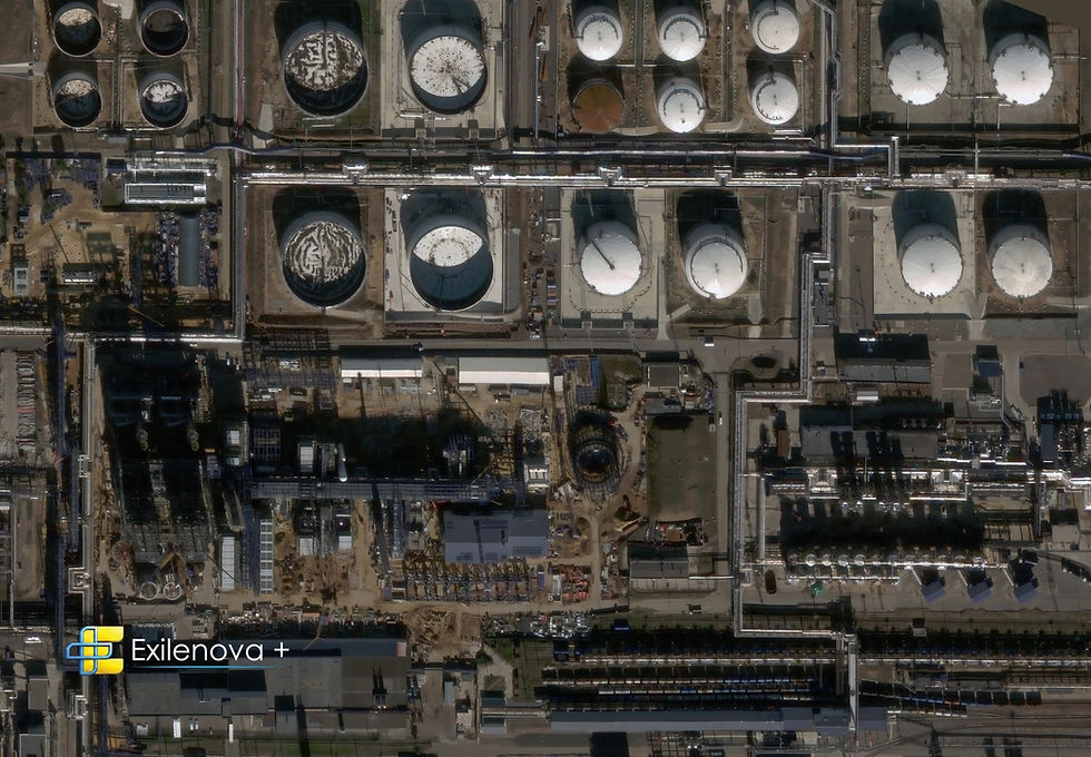 Ukrainian Drone Strikes Halt Operations at Moscow, Ryazan Oil Refineries