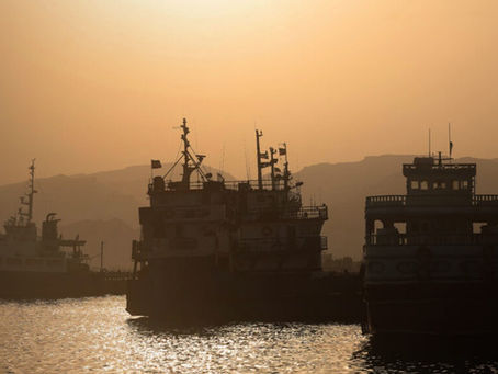 Gulf states scramble for Strait of Hormuz alternative