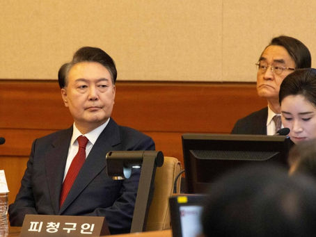 Yoon back in court for impeachment trial
