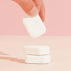 Carton compostable, verre rechargeable, accessoires lavables : découvrez les alternatives zéro plastique Terra di Natura pour un quotidien durable.