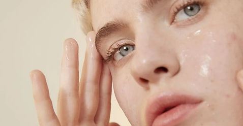 hydrolat apaisant bio pour apaiser la peau sensible, terra di natura