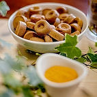 Biscuits de bonne qualité pour récompenser son chien ou son chat, terra di natura 