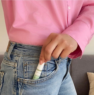 Miniature : soigner la migraine sans médicaments avec le roll on de poche, terra di natura