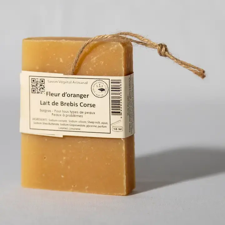 Savon soin lait de brebis et fleur d'oranger pour peau sensible, terra di natura