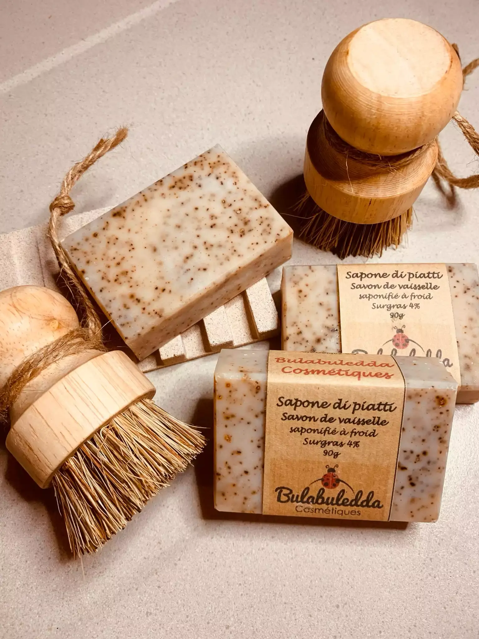 solide vaisselle naturel au marc de café, terra di natura