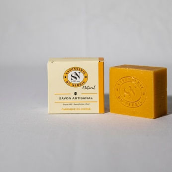 savon artisanal naturel pour la douche ou les mains saponifié à froid fabriqué en Corse, terra di natura