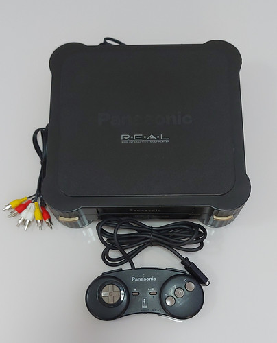 Panasonic R.E.A.L 3DO FZ-1 本体　コントローラー Panasonic パナソニック 3DO REAL FZ-1＜コントローラー ソフト