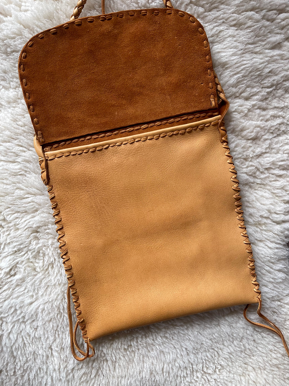 Thumbnail: S E R P E N T・B A G・D E E R S K I N